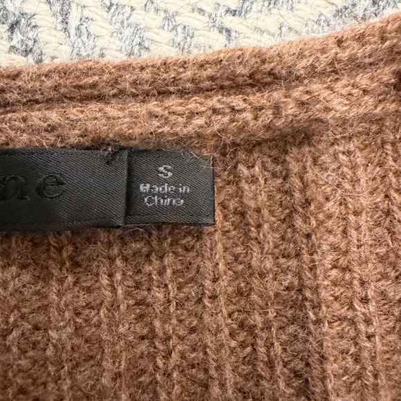 Jenni Kayne V-Neck Brown Sweater, size small - Picture 4 of 4